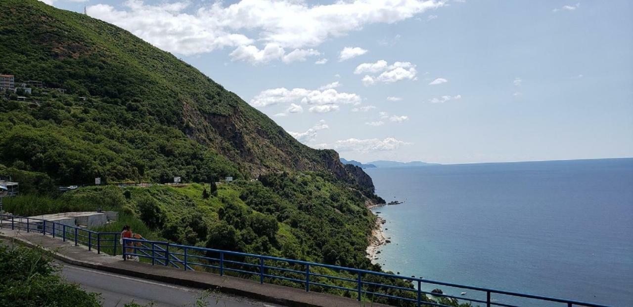 Apartmani Mia Rada Budva Eksteriør billede